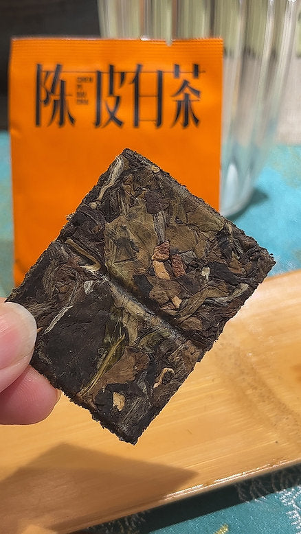 Tè bianco con scorze di Mandarino